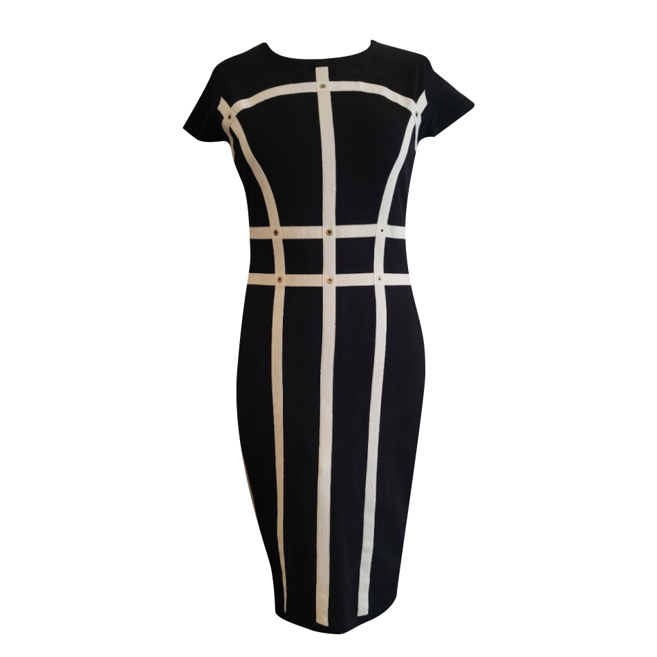 Escada Eng anliegendes Kleid