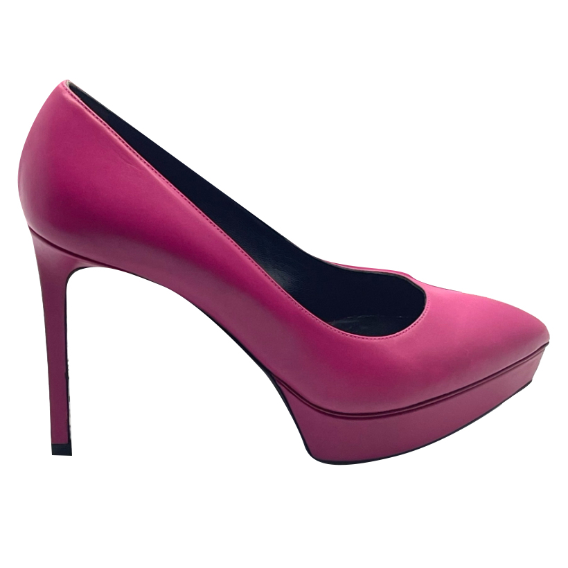 Patent leather heels Louis Vuitton Purple size 35.5 EU in Patent