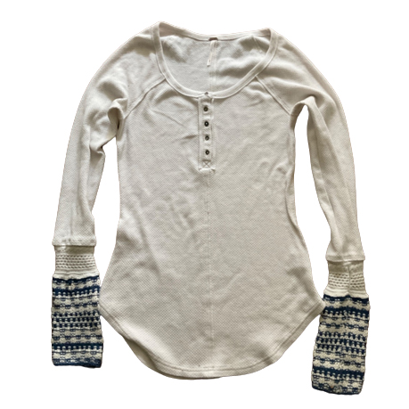 Free People pull fin