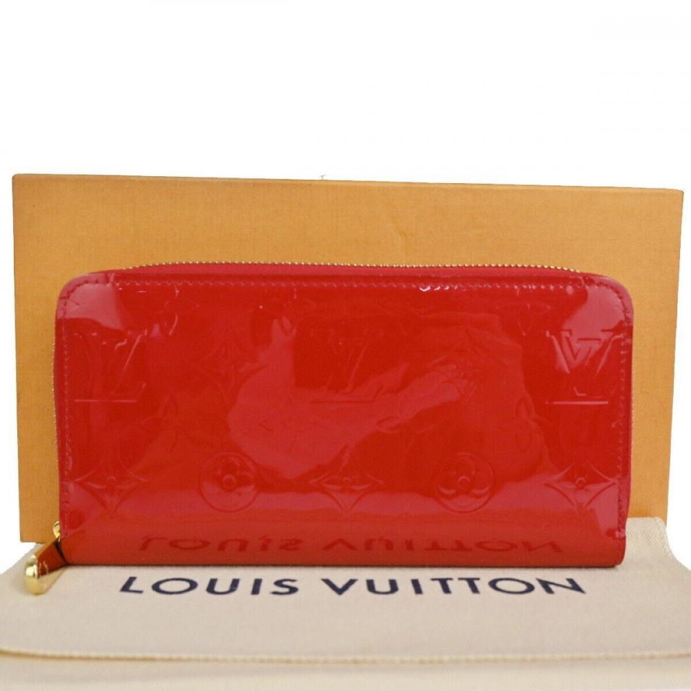 Louis Vuitton Zippy
