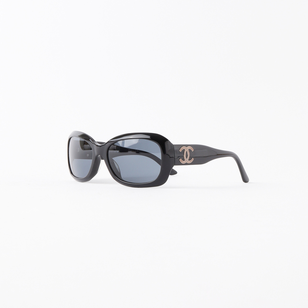Chanel CC Grained Logo Sunglasses