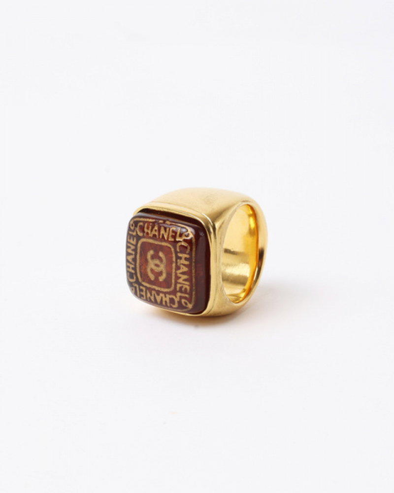 Chanel Coco Tortoiseshell Gold Ring