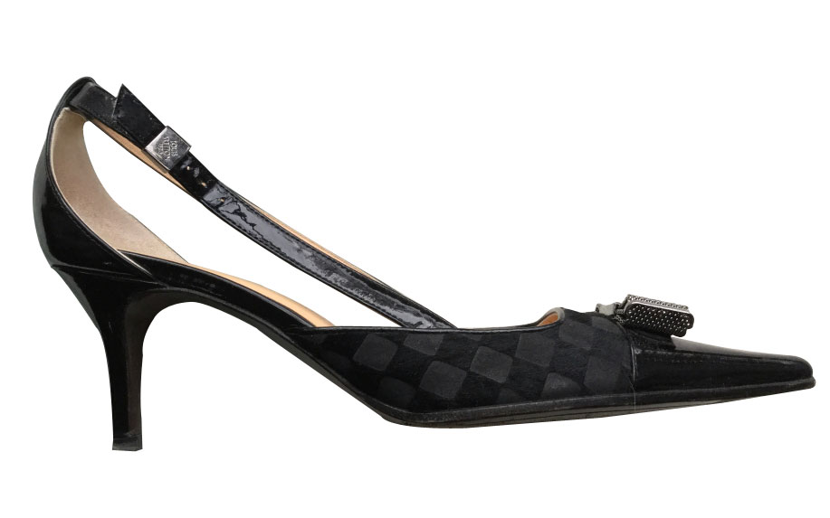 Louis Vuitton - Pumps : MyPrivateDressing. Buy and sell vintage and second hand designer fashion ...