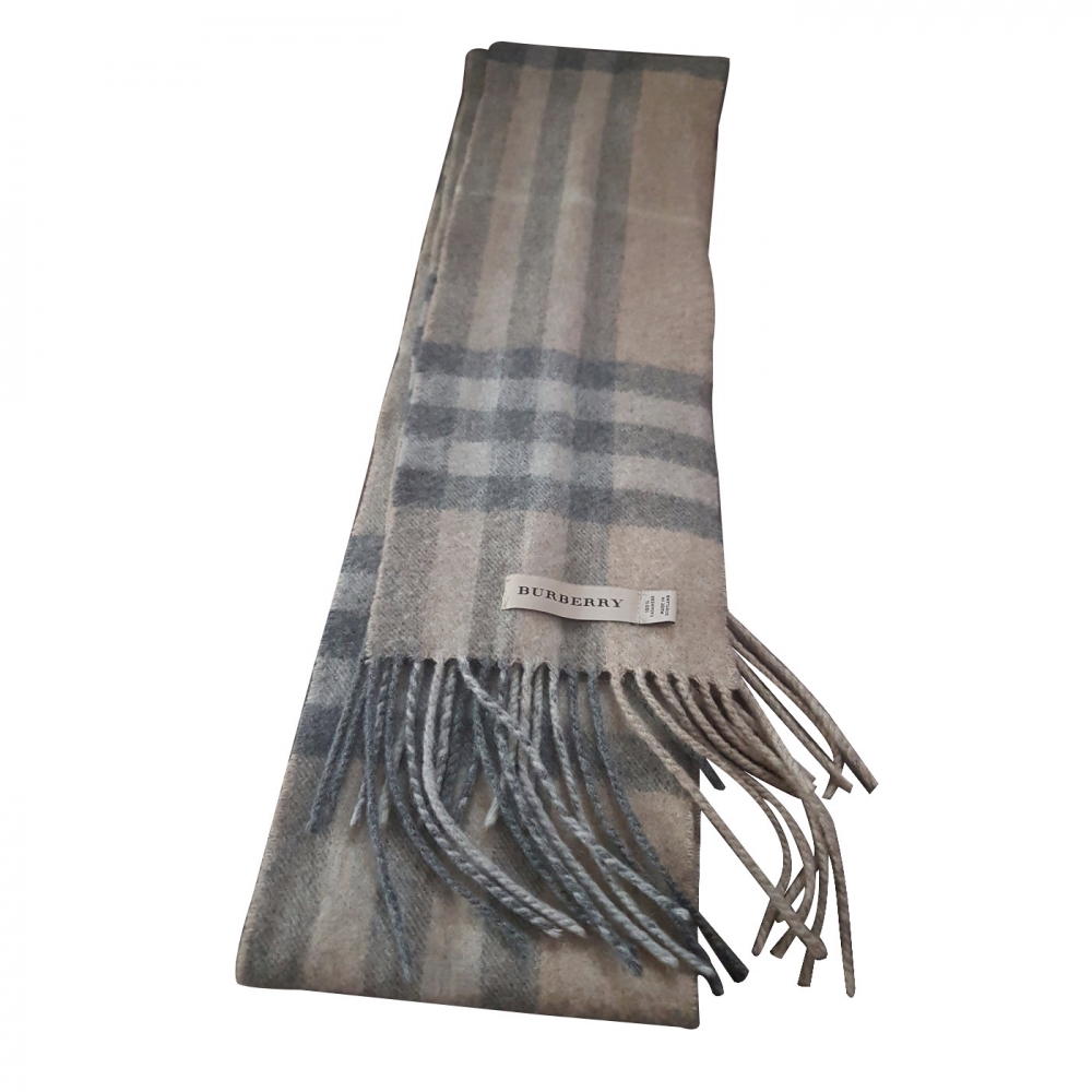 Burberry Scraf