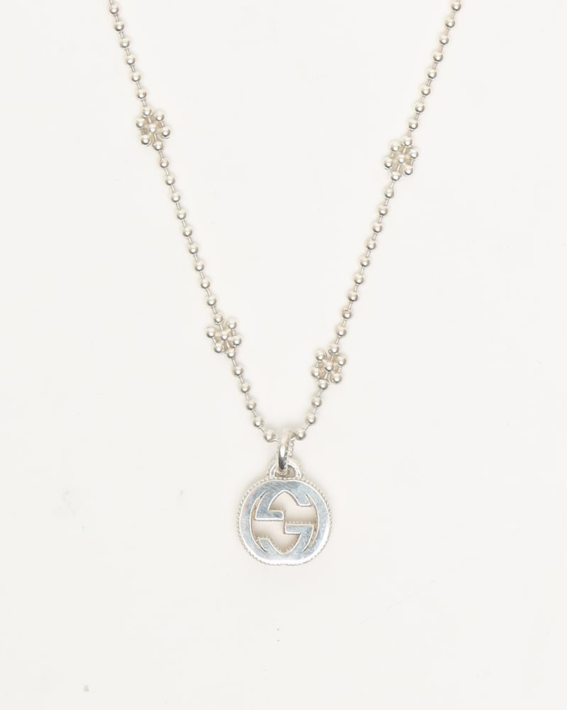 Gucci Interlocking G Flower Chain Silver Necklace