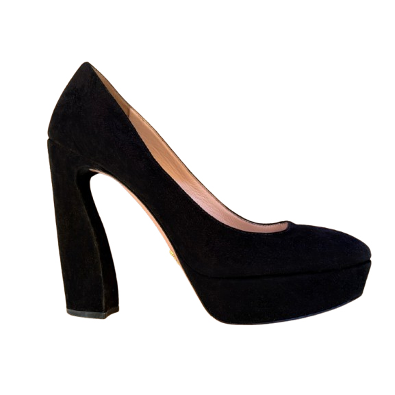 Prada Talons en daim à plateforme incurvée