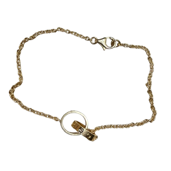 Cartier Love Armband, an einer Kette