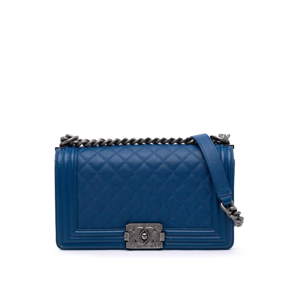 Chanel B Chanel Blue Dark Blue Caviar Leather Leather Old Medium Quilted Caviar Boy Flap France