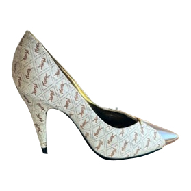 Yves Saint Laurent Escapin