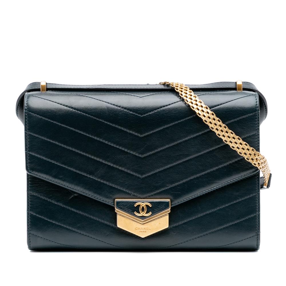 Chanel B Chanel Green Dark Green Calf Leather CC Chevron skin Medal Flap Italy