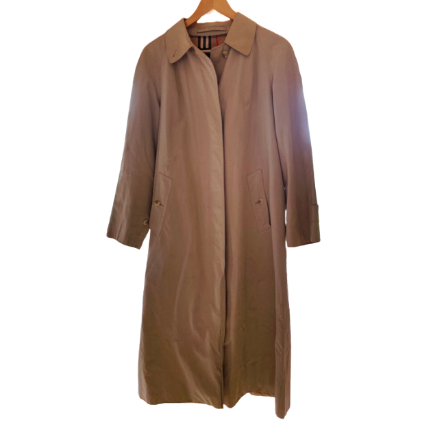Burberry Women’s trench coat vintage