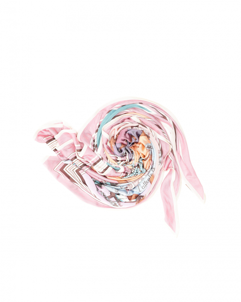 Hermès Couvertures et Tenues de Jour forever Triangle Silk Scarf