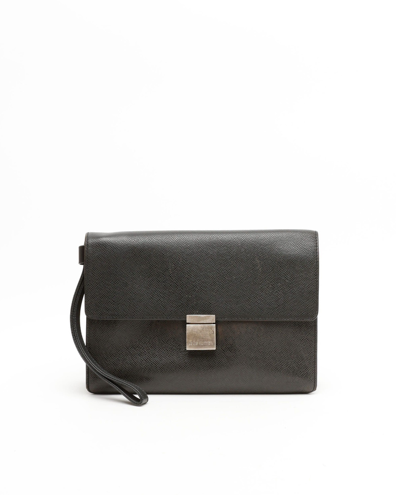 Louis Vuitton Taiga Selenga Clutch Bag