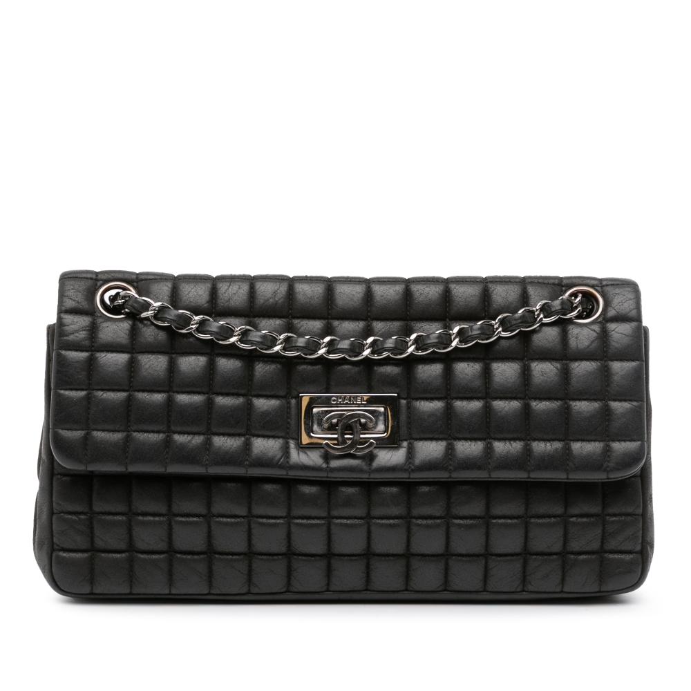Chanel B Chanel Black Calf Leather Chocolate Bar Iridescent skin Bubble Flap Italy