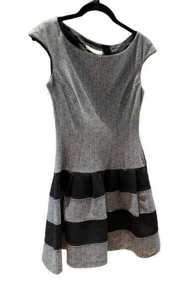 Rinascimento Robe avec dos dentelle