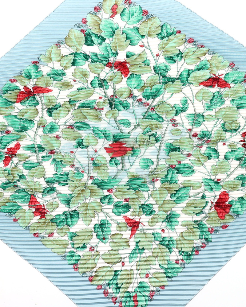 Hermès L'Arbre De Soie Pleated Scarf 130