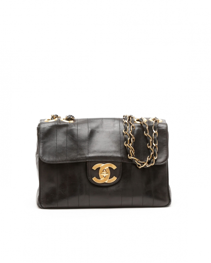 Chanel Classic Vertical Jumbo Single Flap Bag
