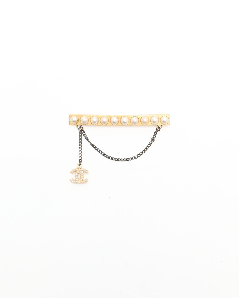 Chanel Coco Mark Pearl Brooch
