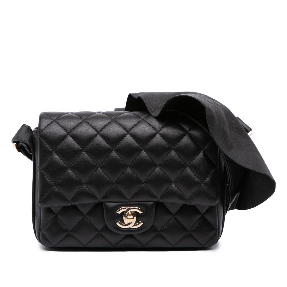 Chanel AB Chanel Black Calf Leather Quilted skin Bolero de Chanel Flap France