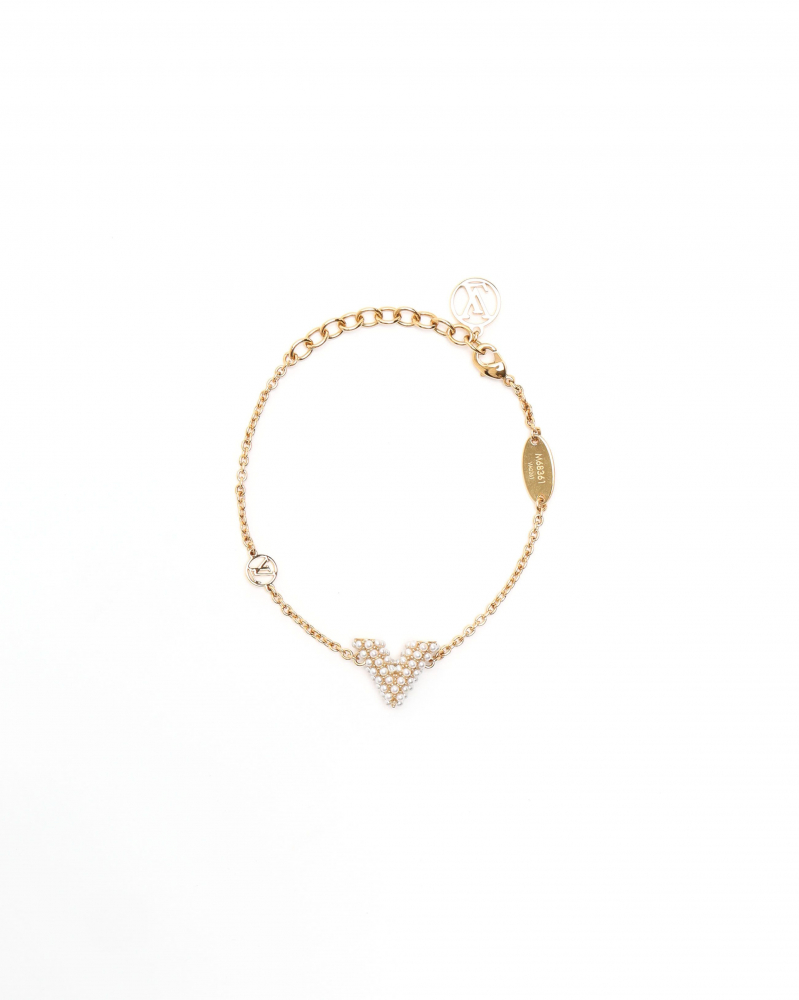 Louis Vuitton Essential V Pearl Bracelet