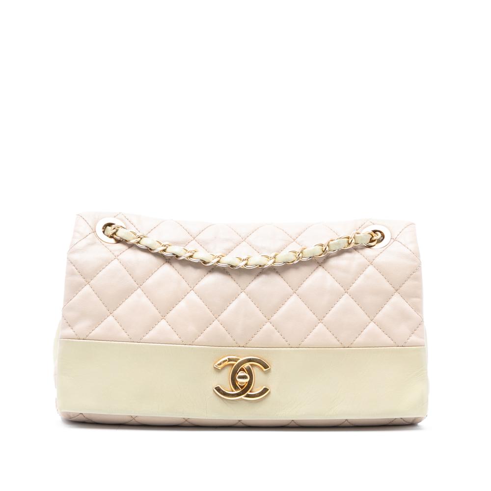 Chanel B Chanel White Ivory Calf Leather Medium Quilted skin Soft Elegance Flap Italy