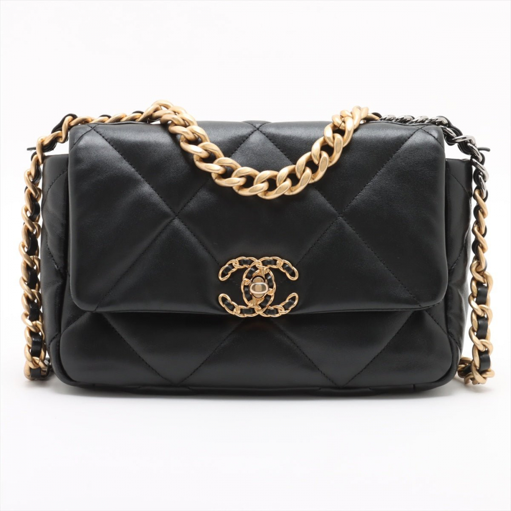 Chanel 19 Medium Lambskin Leather Matelassè Flap Handbag Black