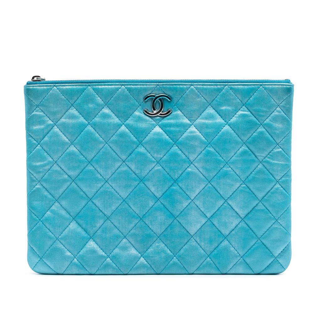 Chanel Blue Medium Quilted Iridescent Lambskin O Case Clutch Italy