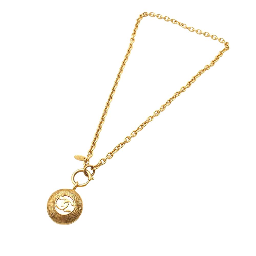 Chanel B Chanel Gold Gold Plated Metal CC Round Pendant Necklace France