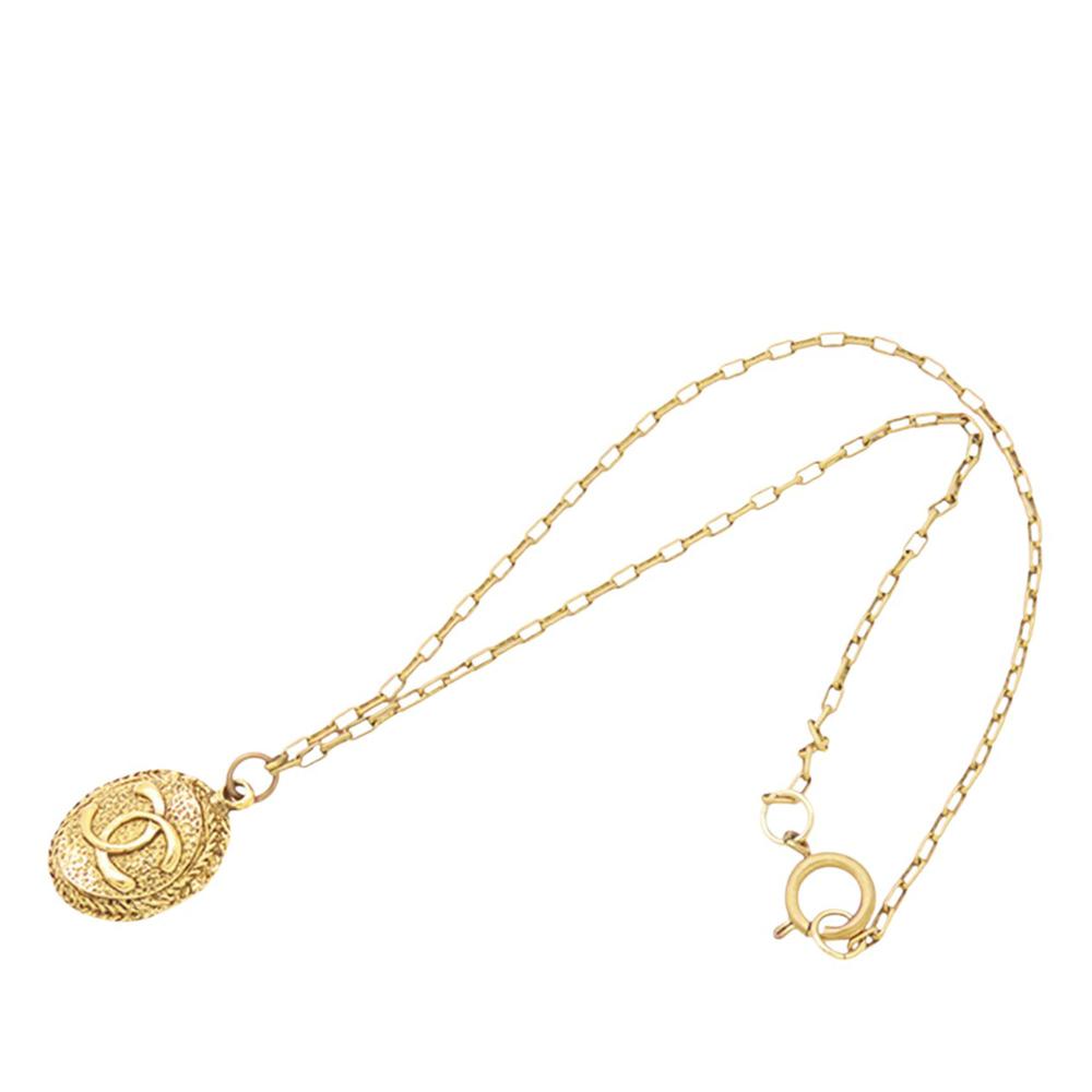 Chanel B Chanel Gold Gold Plated Metal CC Oval Pendant Necklace France