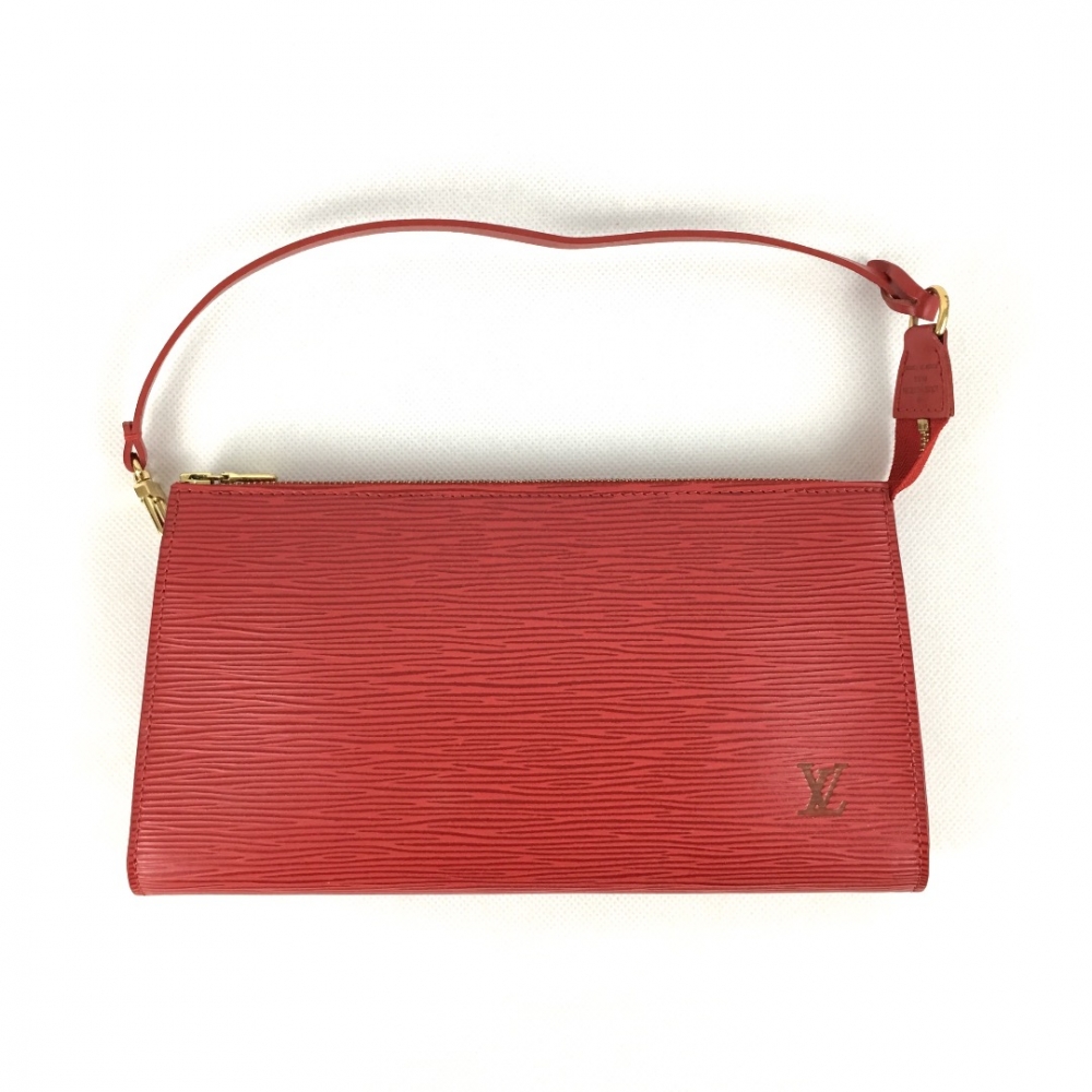 Louis Vuitton Clutch