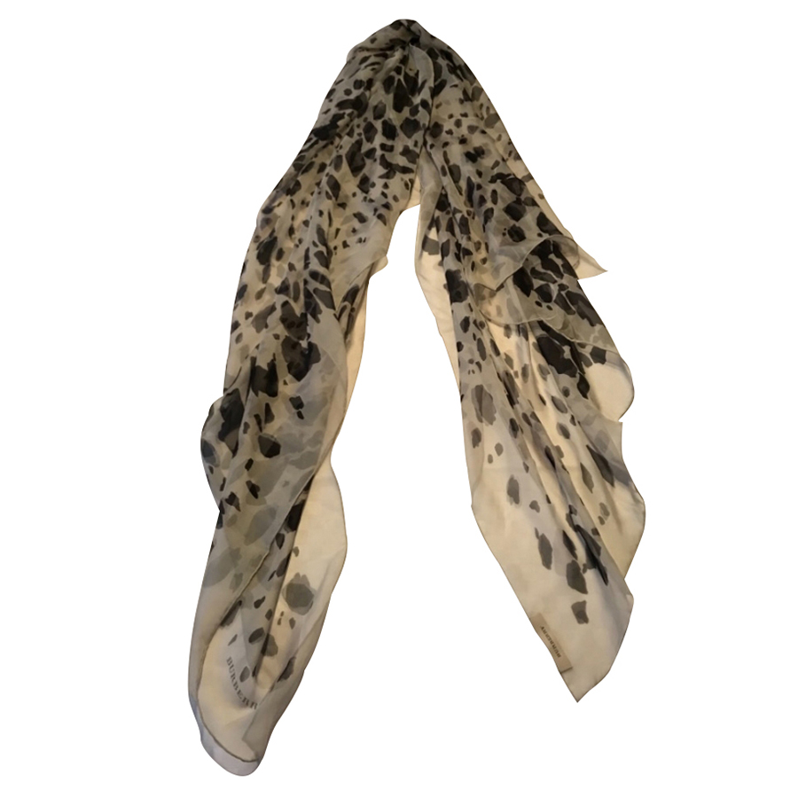 Burberry Foulard en soie