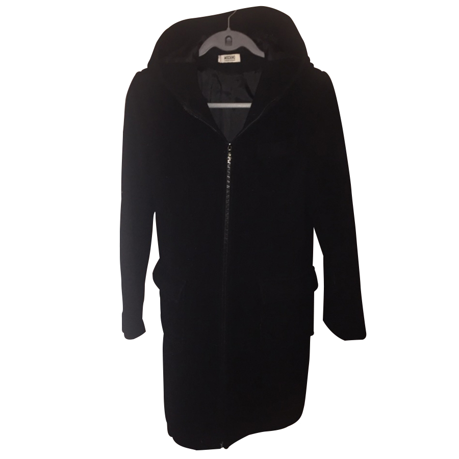 Moschino Cheap And Chic Mantel