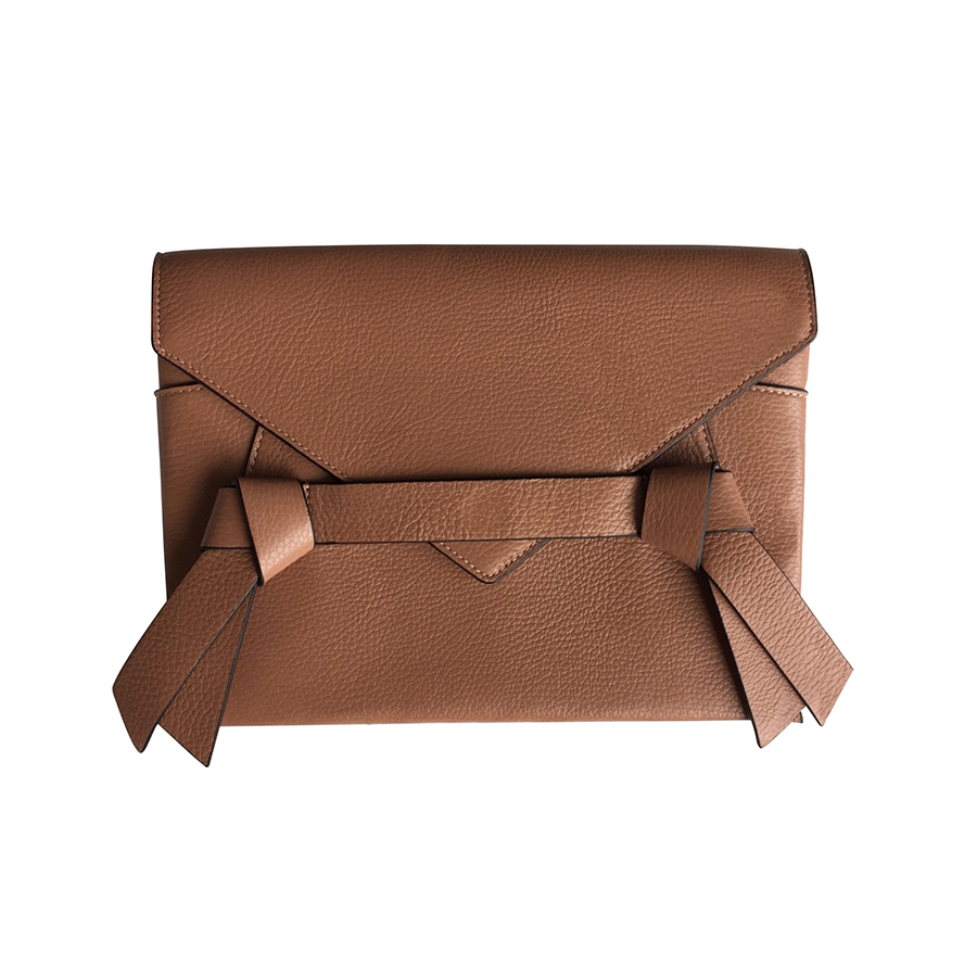BCBG Max Azria Pochette