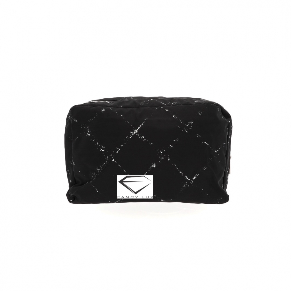 Chanel Trousse de toilette