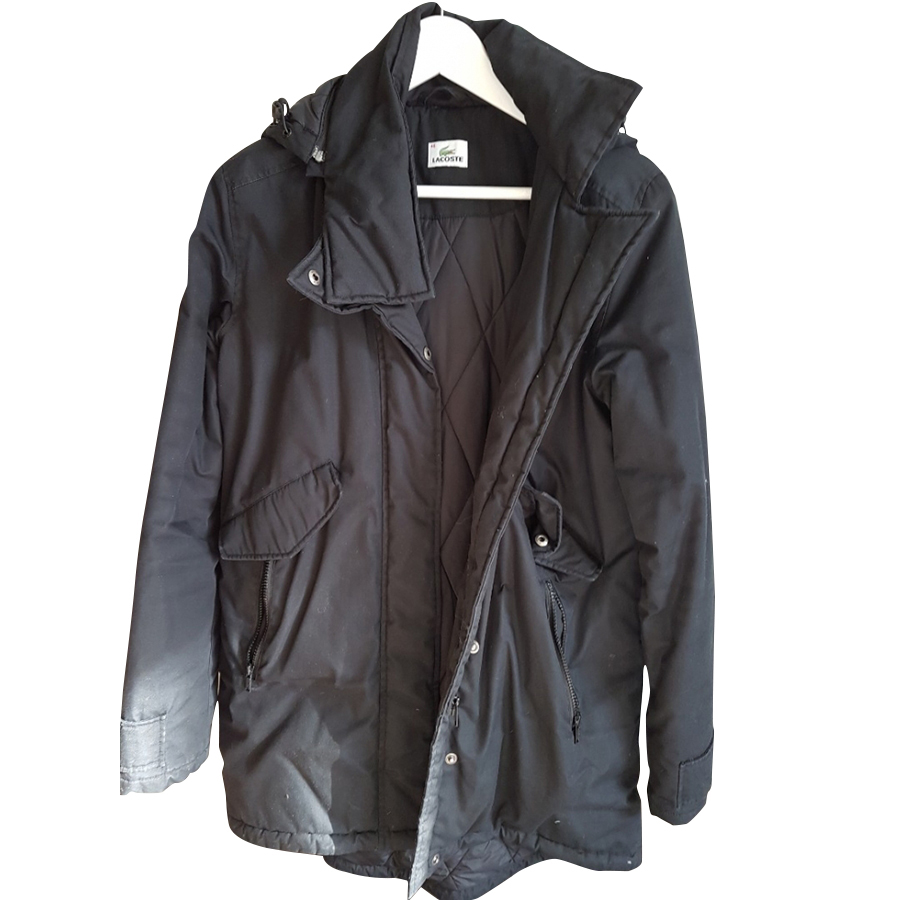 Lacoste Mantel