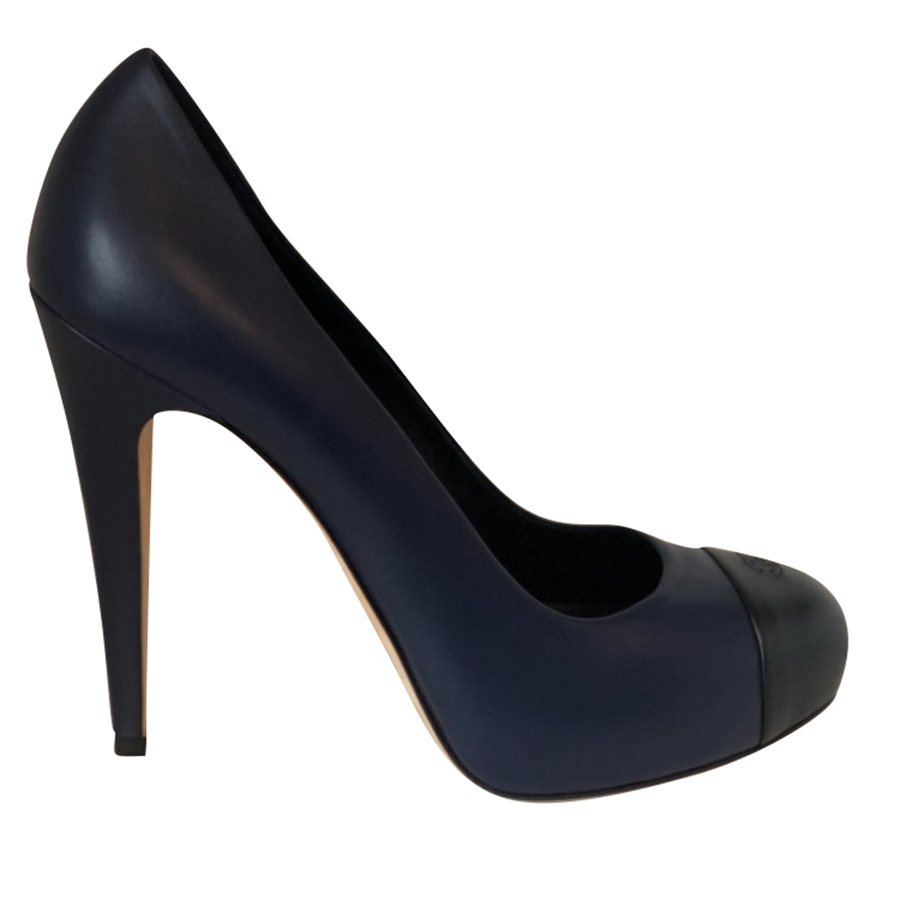 Chanel Pumps