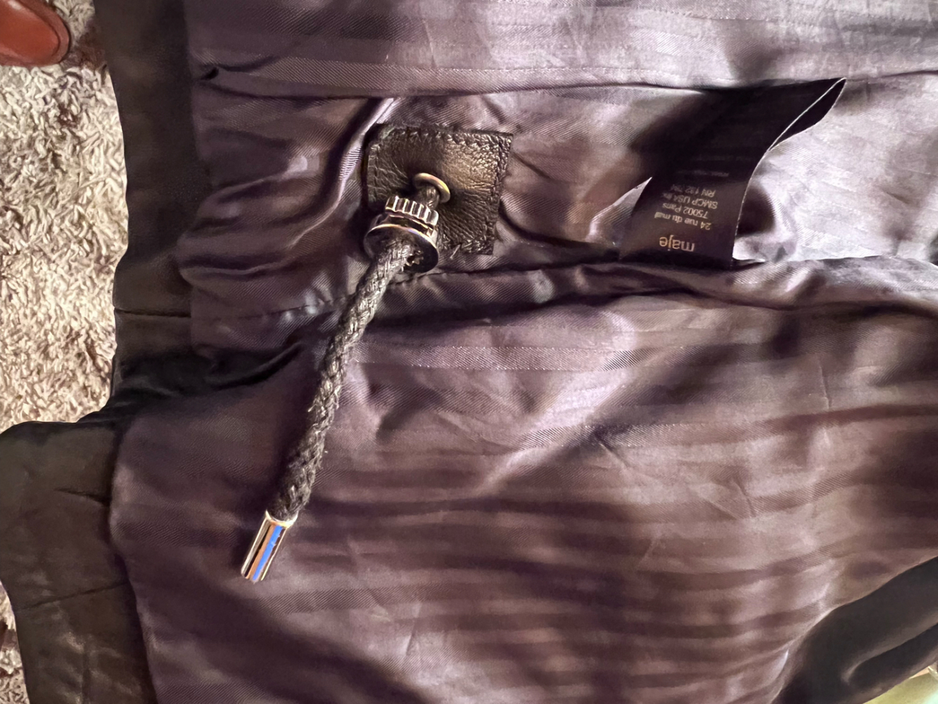 Maje Lederjacke Tasche fest und Gürtel