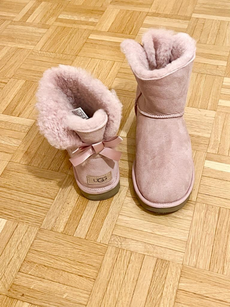 UGG Mountain boots