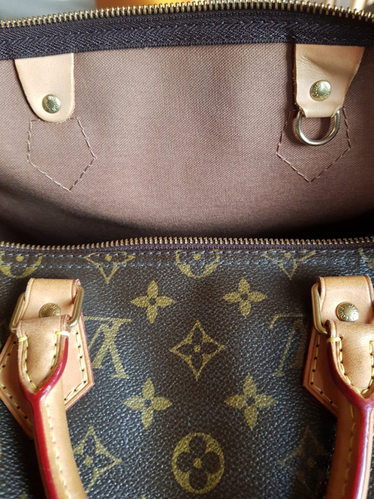 Louis Vuitton Speedy 35
