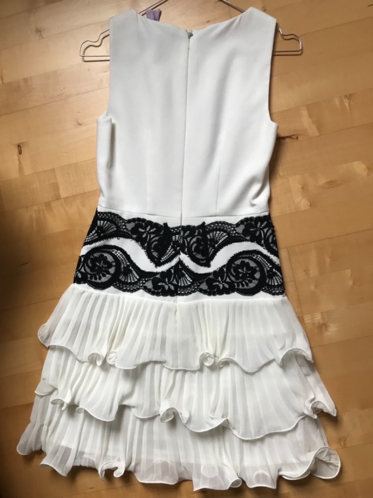 BCBG Max Azria Robe