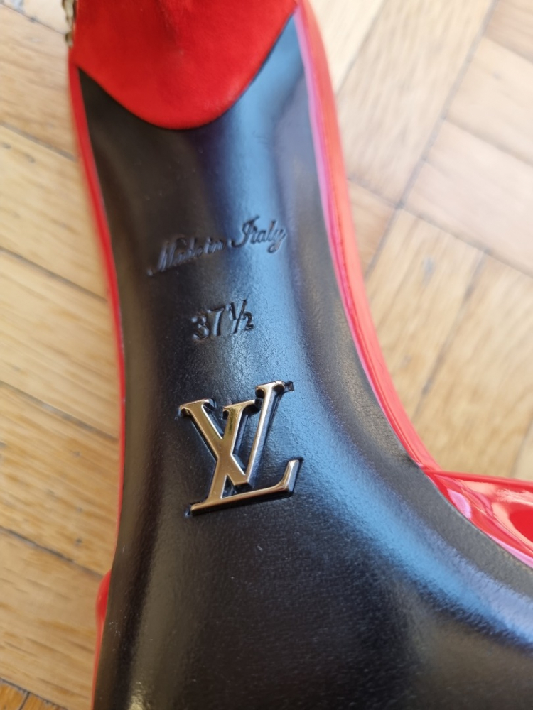 Louis Vuitton Sandals