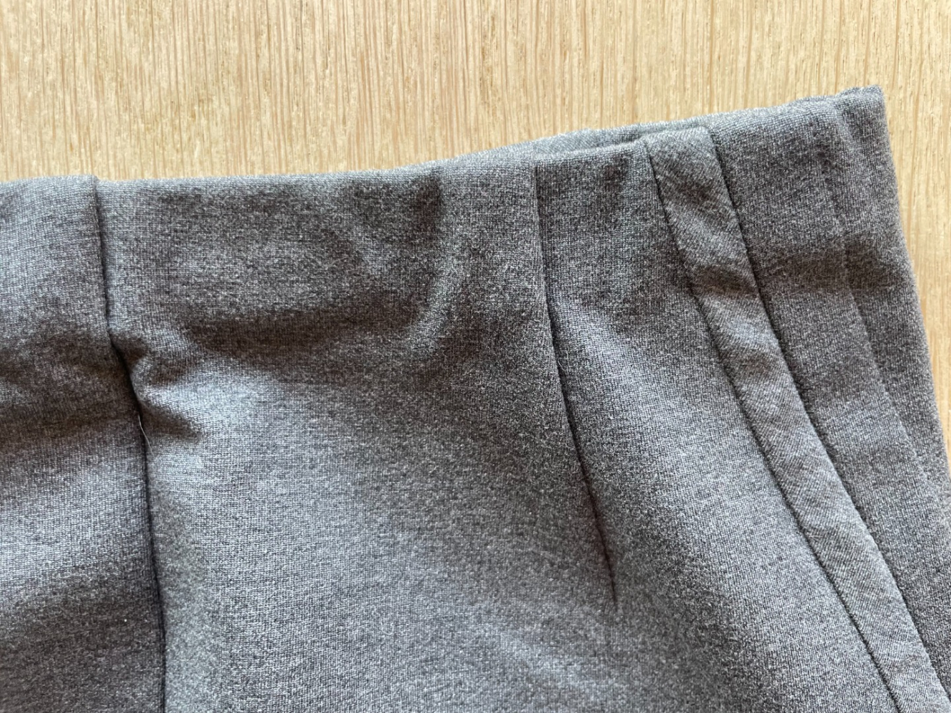 Donna Karan Sleek pencil skirt