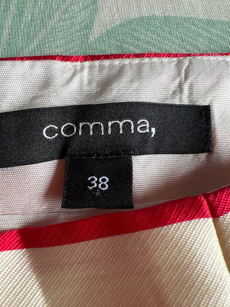 Comma Skirt