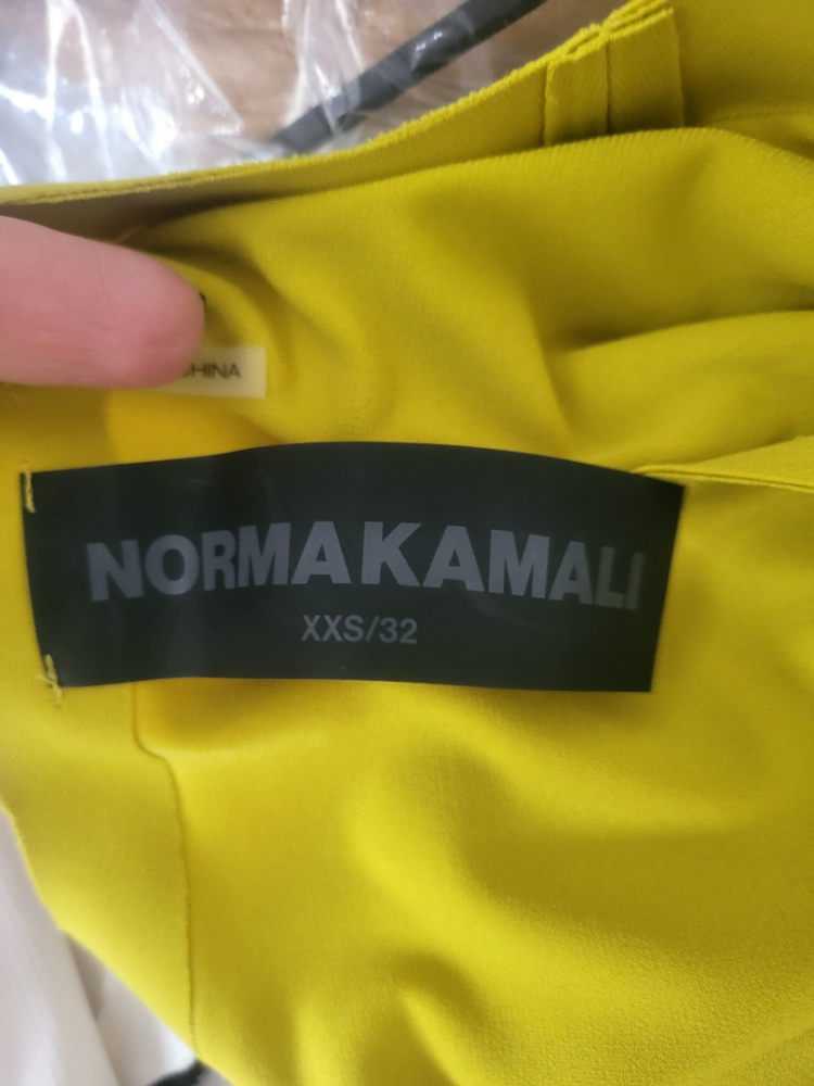 Norma Kamali chemisier