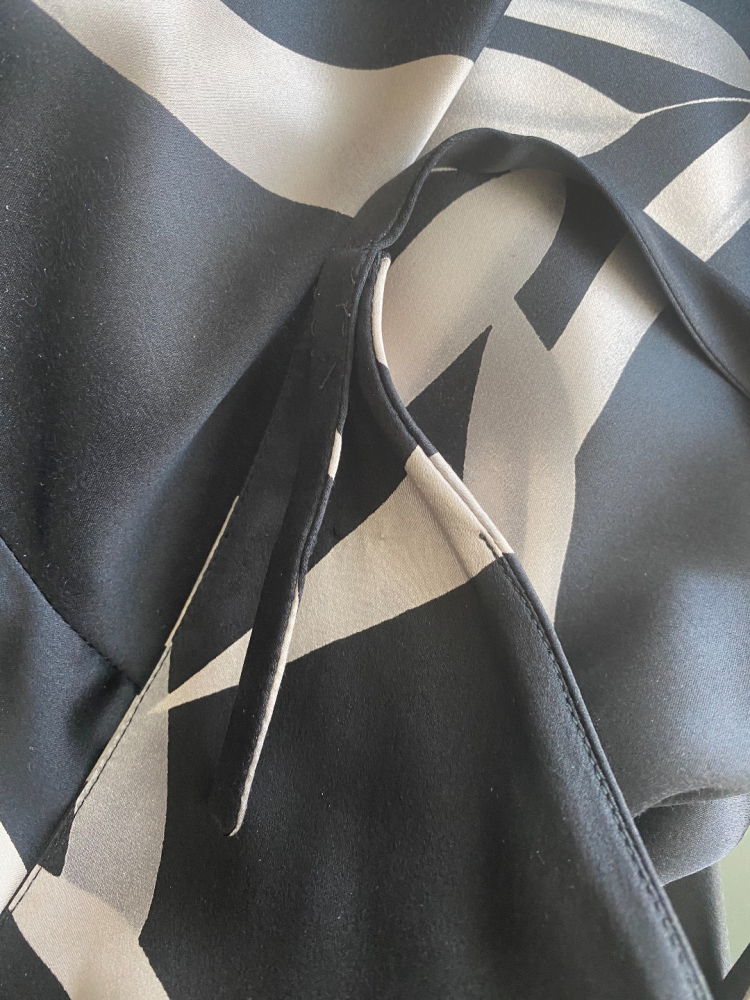 Emporio Armani Robe de cocktail en soie