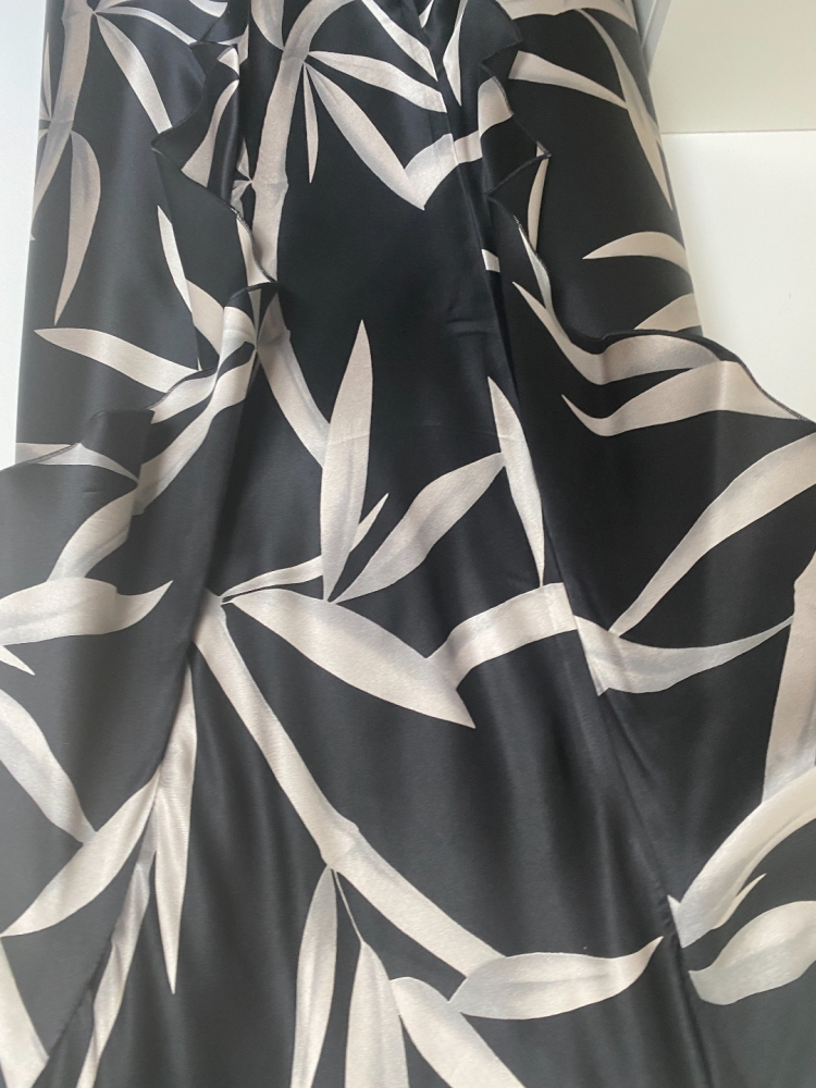 Emporio Armani Robe de cocktail en soie