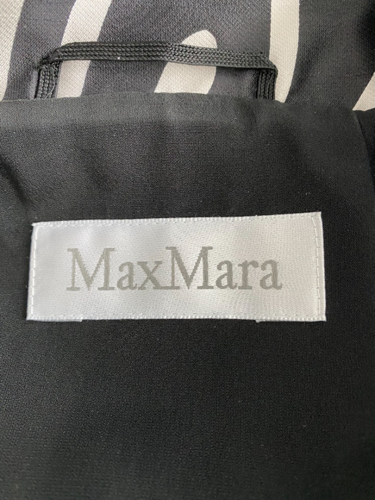 Max Mara Veste festive en soie