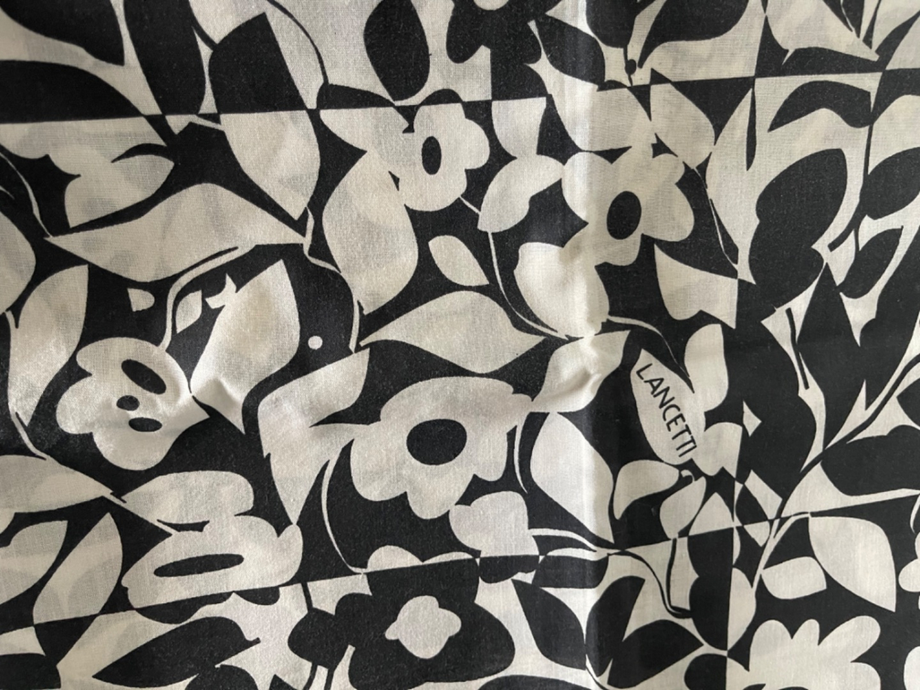 Lancetti Spring floral cotton scarf/ pareo