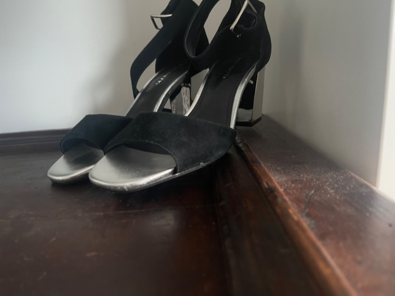 Miss Sixty Leder Wildleder Metallabsatz Sandalen