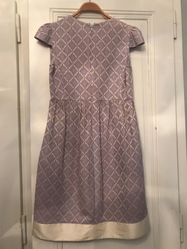 Carolina Herrera Robe